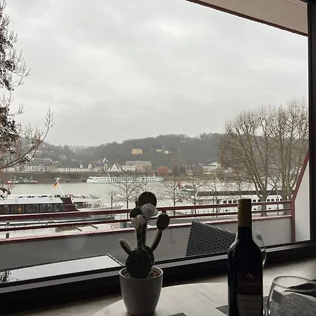 Rheinpanorama Mit Balkon * Koblencja