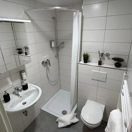 Rheinpanorama Mit Balkon Koblencja