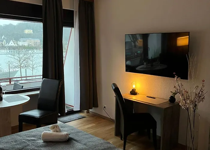 Rheinpanorama Mit Balkon